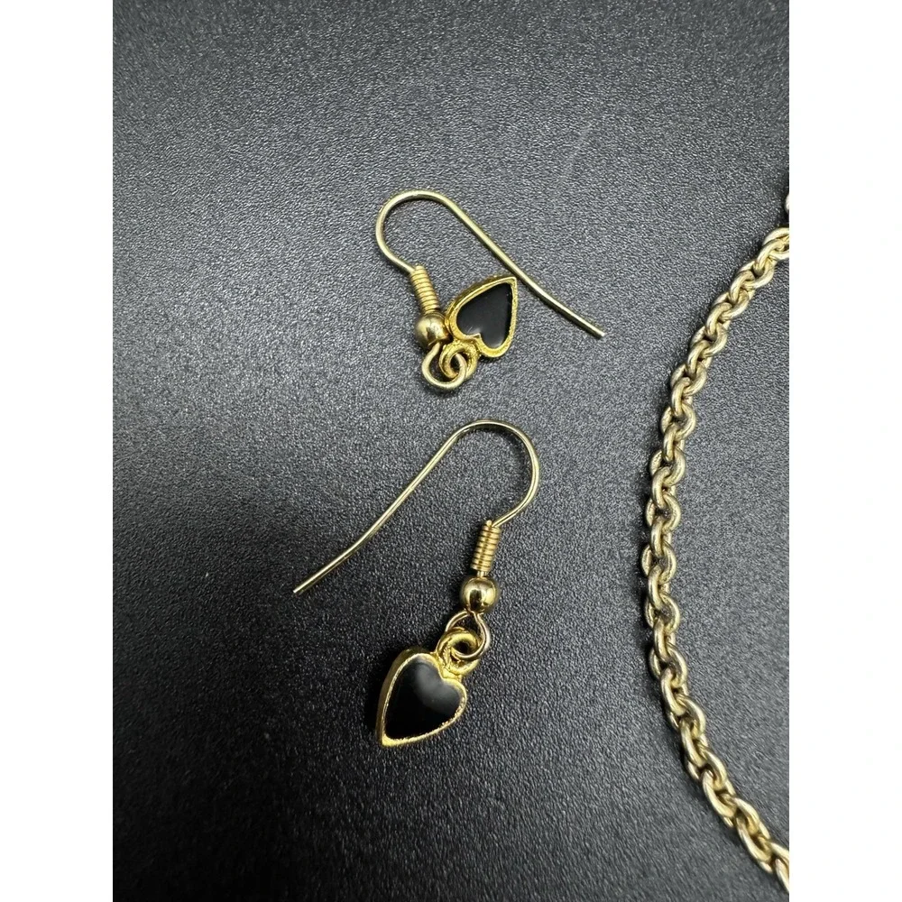 Lot Of Vintage Gold Tone Jewelry - 2 Brooches Earrings Liz & Co Necklace